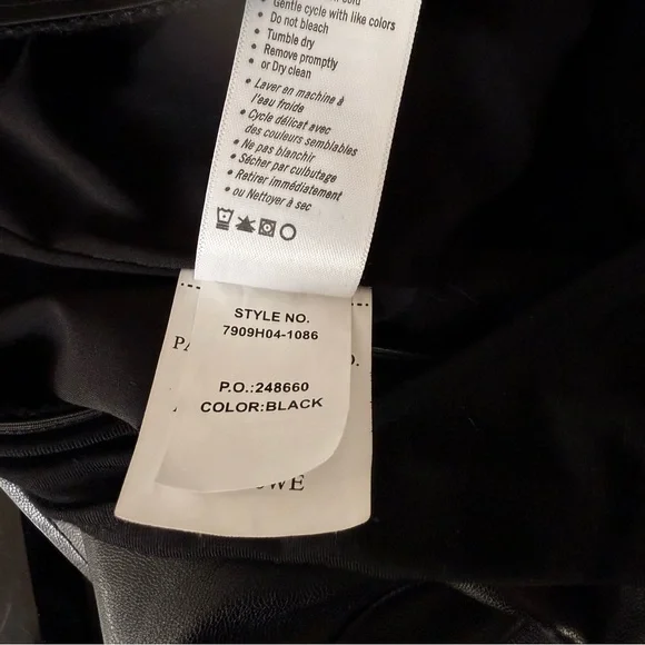 Paige Rinna Faux Leather V Neck Bodysuit Size XL - Picture 13 of 14